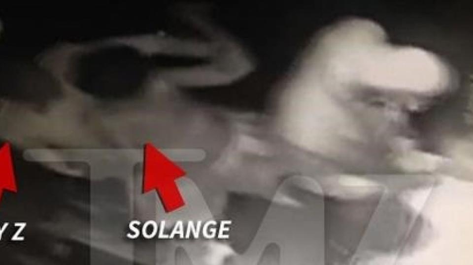 Rvačka ve výtahu mezi Solange a Jay-Z